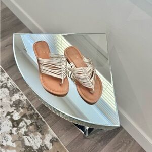 Seychelles Cream and Tan Sandals